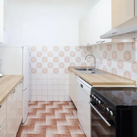 3 Bedroom For 5 People Apartman *