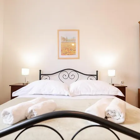 3 Bedroom For 5 People Apartman *