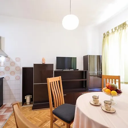 شقة 3 Bedroom For 5 People
