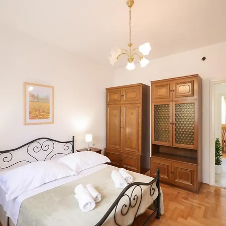 3 Bedroom For 5 People Apartamento Zadar